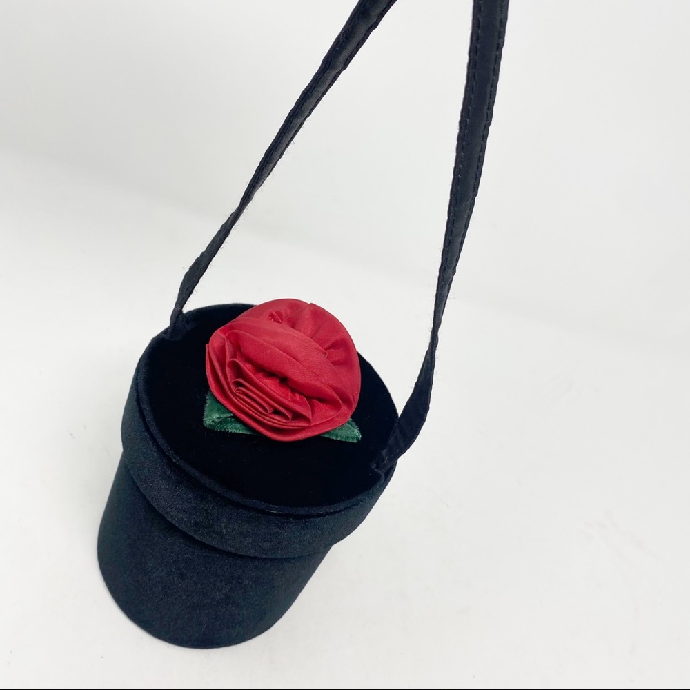 VTG Hartstrings Mini Circle Formal Purse Velvet Roses